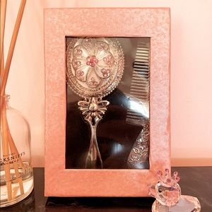 Regal Mirror & Comb Set